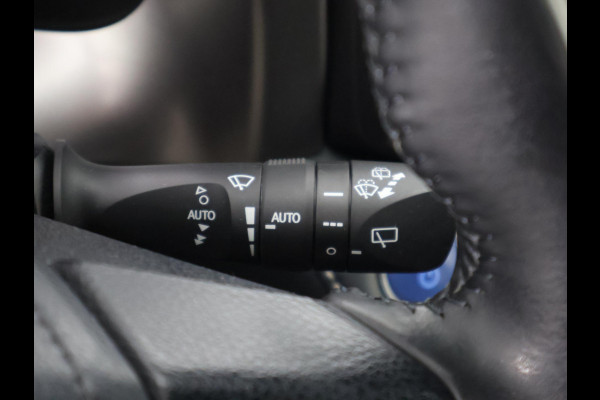 Toyota RAV4 2.5 HYBRID DYNAMIC SPORT GARANTIE 10-2028 ACHTERUITRIJ CAMERA . ADAPTIEVE CRUISE CONTROL . PARKEERSENSOREN VOOR & ACHTER .