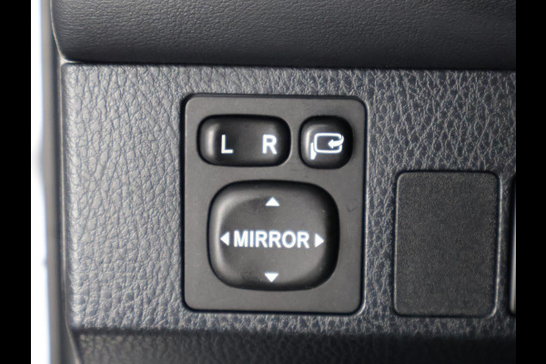 Toyota RAV4 2.5 HYBRID DYNAMIC SPORT GARANTIE 10-2028 ACHTERUITRIJ CAMERA . ADAPTIEVE CRUISE CONTROL . PARKEERSENSOREN VOOR & ACHTER .