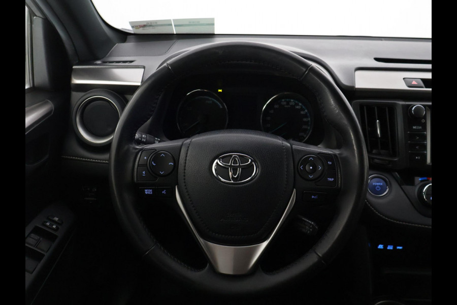 Toyota RAV4 2.5 HYBRID DYNAMIC SPORT GARANTIE 10-2028 ACHTERUITRIJ CAMERA . ADAPTIEVE CRUISE CONTROL . PARKEERSENSOREN VOOR & ACHTER .