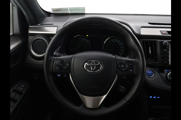 Toyota RAV4 2.5 HYBRID DYNAMIC SPORT GARANTIE 10-2028 ACHTERUITRIJ CAMERA . ADAPTIEVE CRUISE CONTROL . PARKEERSENSOREN VOOR & ACHTER .