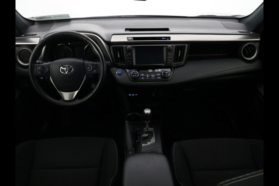 Toyota RAV4 2.5 HYBRID DYNAMIC SPORT GARANTIE 10-2028 ACHTERUITRIJ CAMERA . ADAPTIEVE CRUISE CONTROL . PARKEERSENSOREN VOOR & ACHTER .