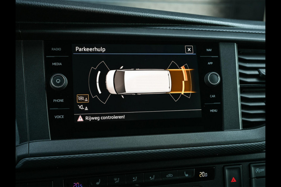 Volkswagen Transporter Caravelle 2.0 TDI L2H3 Highline 9p. | Trekhaak | PDC V+A | Stoelverwarming | Cruise Control | Apple Carplay |