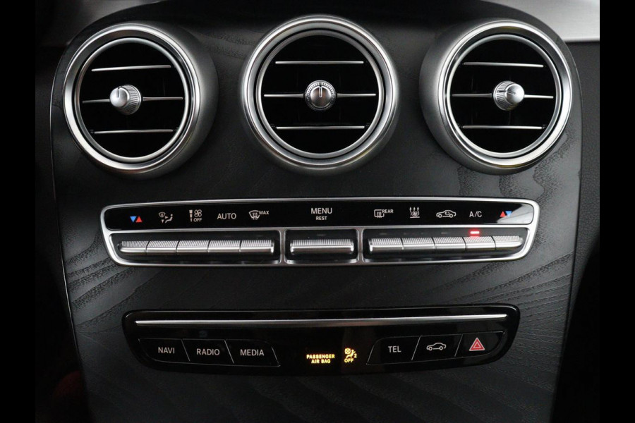 Mercedes-Benz C-Klasse Estate 300 e Business Solution AMG Limited d | SOH 88,2% | Leder/alcantara | Cruise control | Lane assist | Elektrische achterklep | 360 camera | Park assist | Carplay | Sfeerverlichting