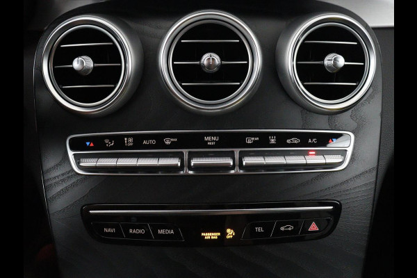 Mercedes-Benz C-Klasse Estate 300 e Business Solution AMG Limited d | SOH 88,2% | Leder/alcantara | Cruise control | Lane assist | Elektrische achterklep | 360 camera | Park assist | Carplay | Sfeerverlichting