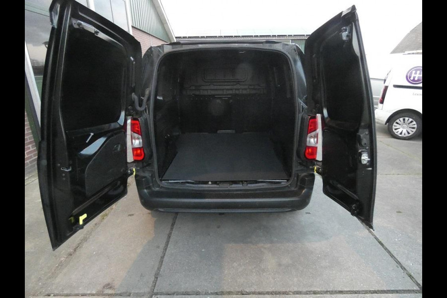 Opel Combo 1.5D L1H1 Edition *130pk* navi/camera* autom*