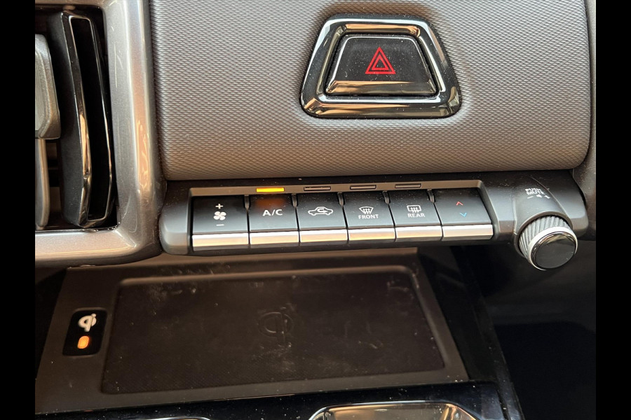 Toyota Urban Cruiser 61,1 kWh 174pk Executive | JBL, Stoel- Stuurverwarming, 360 graden camera