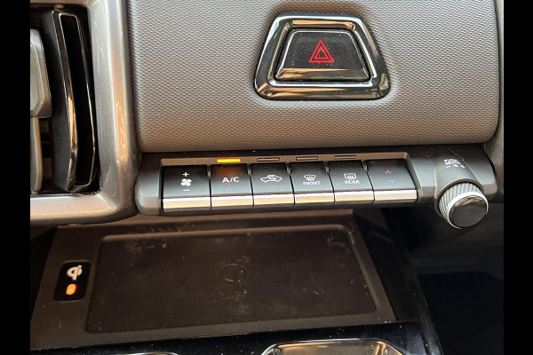 Toyota Urban Cruiser 61,1 kWh 174pk Executive | JBL, Stoel- Stuurverwarming, 360 graden camera