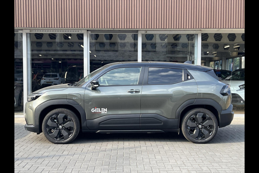 Toyota Urban Cruiser 61,1 kWh 174pk Executive | JBL, Stoel- Stuurverwarming, 360 graden camera