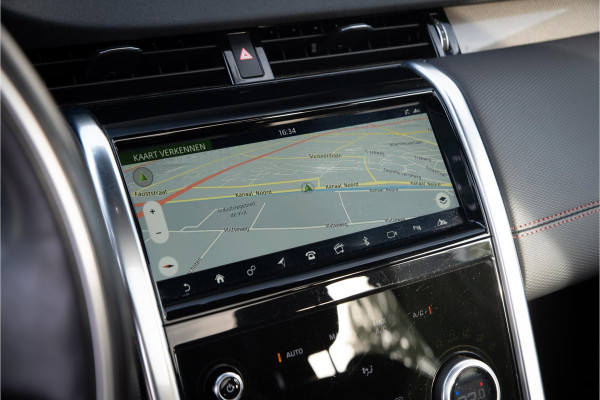 Land Rover Discovery Sport P200 2.0 R-Dynamic S Panodak Leer Navigatie Camera Trekhaak Elek Achterklep