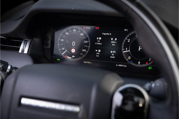 Land Rover Discovery Sport P200 2.0 R-Dynamic S Panodak Leer Navigatie Camera Trekhaak Elek Achterklep