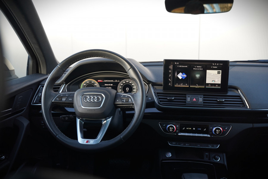 Audi Q5 50 TFSI e S edition Competition S-Line | Panoramadak | Stoelverwarming | Keyless | Matrix LED | Camera | Apple Carplay | Navigatie | Cruise Control | Ambiance Verlichting | SOH 100%