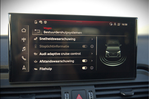 Audi Q5 50 TFSI e S edition Competition S-Line | Panoramadak | Stoelverwarming | Keyless | Matrix LED | Camera | Apple Carplay | Navigatie | Cruise Control | Ambiance Verlichting | SOH 100%