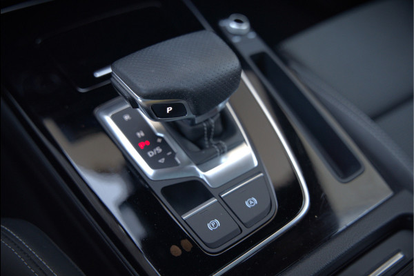 Audi Q5 50 TFSI e S edition Competition S-Line | Panoramadak | Stoelverwarming | Keyless | Matrix LED | Camera | Apple Carplay | Navigatie | Cruise Control | Ambiance Verlichting | SOH 100%