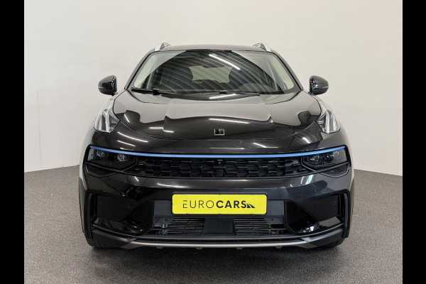 Lynk & Co 01 1.5 Panoramadak Navigatie Apple CarPlay Android Auto Camera Parkeerhulp Adaptive Cruise Control Dodehoekdetectie Stoelverwarming Climate Control Lichtmetalen velgen