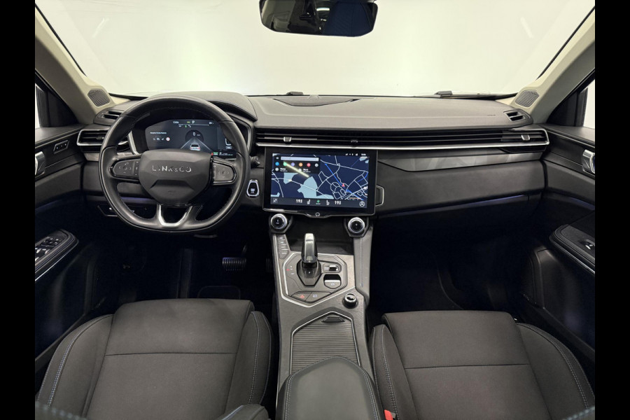 Lynk & Co 01 1.5 Panoramadak Navigatie Apple CarPlay Android Auto Camera Parkeerhulp Adaptive Cruise Control Dodehoekdetectie Stoelverwarming Climate Control Lichtmetalen velgen