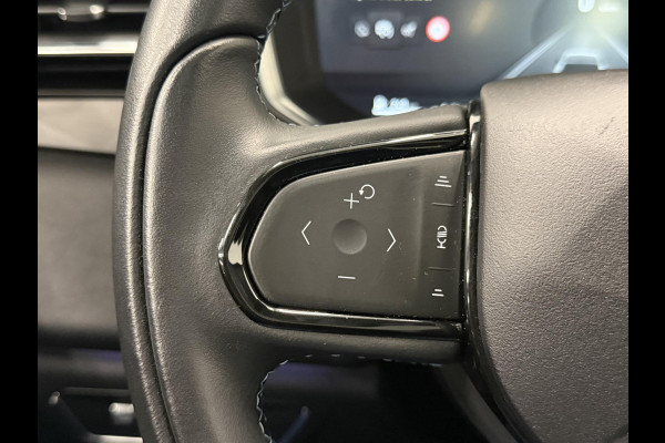 Lynk & Co 01 1.5 Panoramadak Navigatie Apple CarPlay Android Auto Camera Parkeerhulp Adaptive Cruise Control Dodehoekdetectie Stoelverwarming Climate Control Lichtmetalen velgen