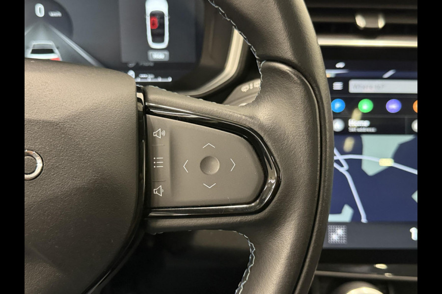 Lynk & Co 01 1.5 Panoramadak Navigatie Apple CarPlay Android Auto Camera Parkeerhulp Adaptive Cruise Control Dodehoekdetectie Stoelverwarming Climate Control Lichtmetalen velgen