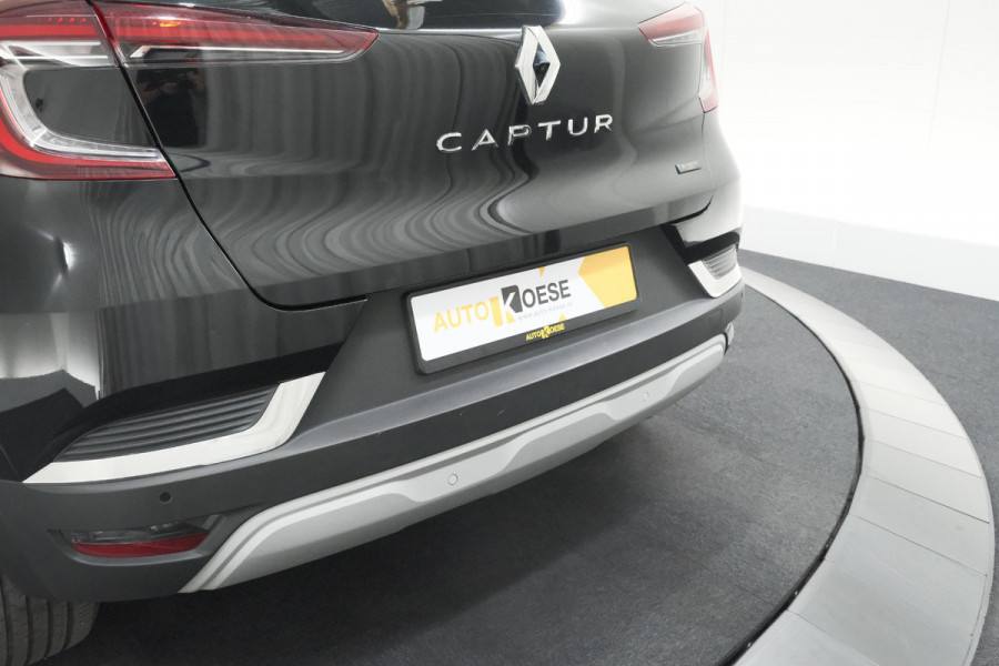 Renault Captur 1.6 E-Tech full hybrid 145 techno | Panoramadak | Camera | Adaptieve Cruise Control | 9.3 Inch Groot Scherm