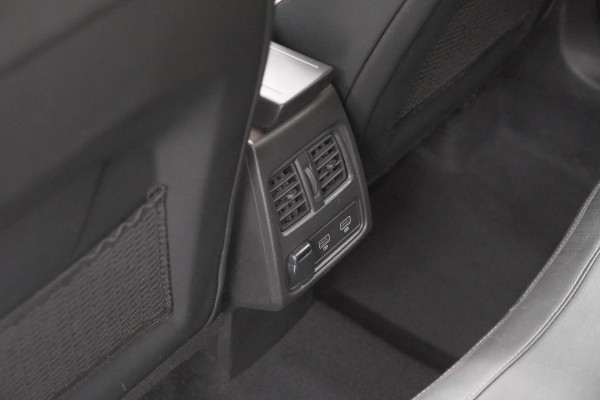 Renault Captur 1.6 E-Tech full hybrid 145 techno | Panoramadak | Camera | Adaptieve Cruise Control | 9.3 Inch Groot Scherm