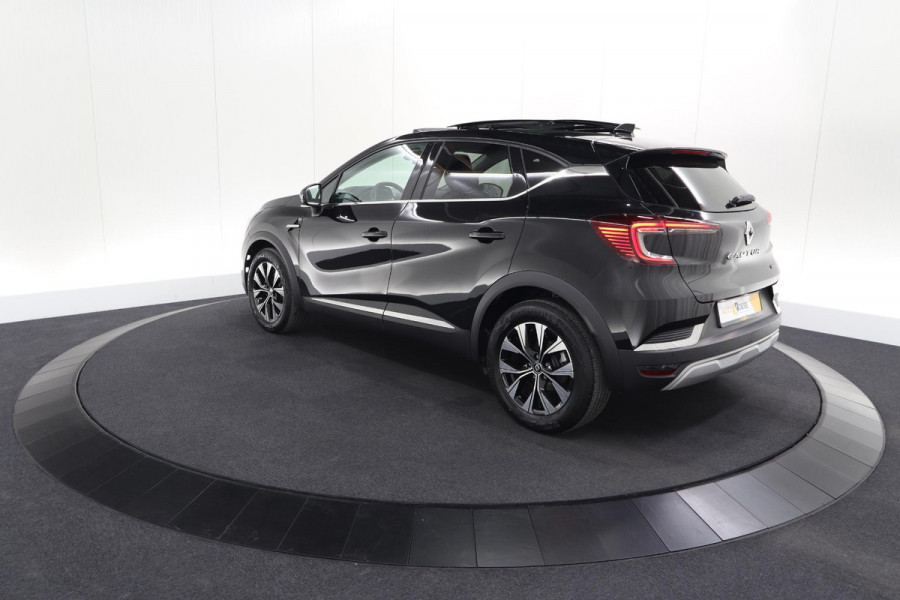 Renault Captur 1.6 E-Tech full hybrid 145 techno | Panoramadak | Camera | Adaptieve Cruise Control | 9.3 Inch Groot Scherm