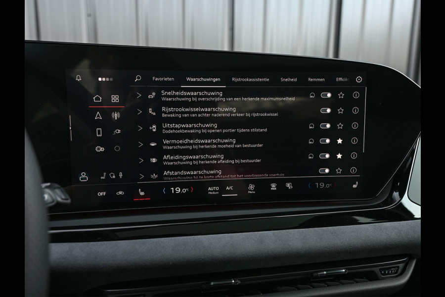Audi A5 Avant 2.0 e-hybrid quattro S edition Competition | Nimbus grey | 367pk | S-Seats | Panoramadak | B&O Sound | Head-Up | 360 Camera | Adaptive Cruise | Trekhaak | Passagiers display |