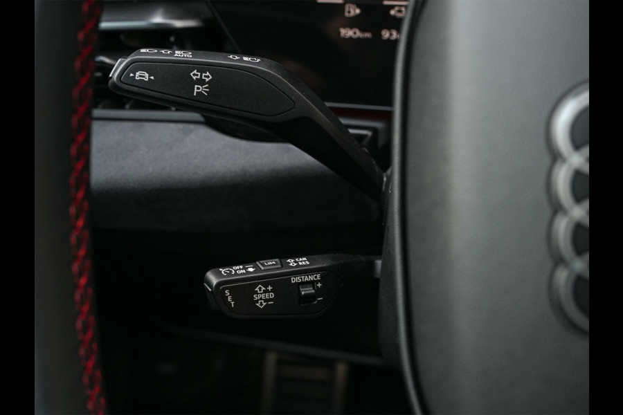 Audi A5 Avant 2.0 e-hybrid quattro S edition Competition | Nimbus grey | 367pk | S-Seats | Panoramadak | B&O Sound | Head-Up | 360 Camera | Adaptive Cruise | Trekhaak | Passagiers display |
