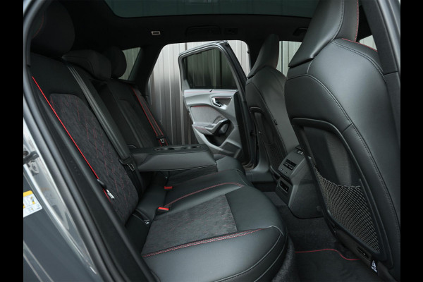 Audi A5 Avant 2.0 e-hybrid quattro S edition Competition | Nimbus grey | 367pk | S-Seats | Panoramadak | B&O Sound | Head-Up | 360 Camera | Adaptive Cruise | Trekhaak | Passagiers display |
