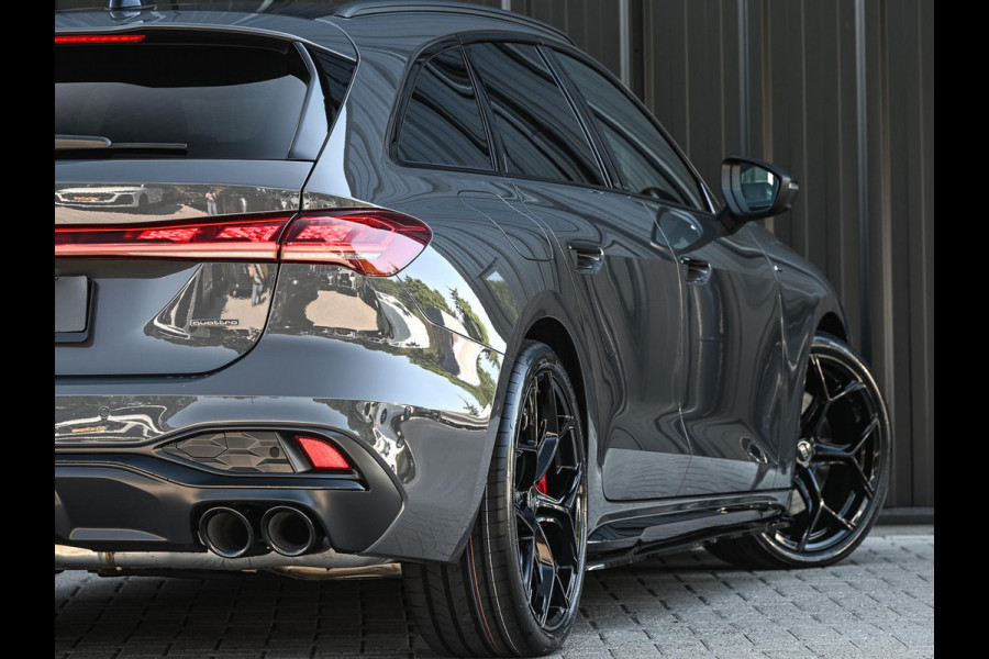 Audi A5 Avant 2.0 e-hybrid quattro S edition Competition | Nimbus grey | 367pk | S-Seats | Panoramadak | B&O Sound | Head-Up | 360 Camera | Adaptive Cruise | Trekhaak | Passagiers display |