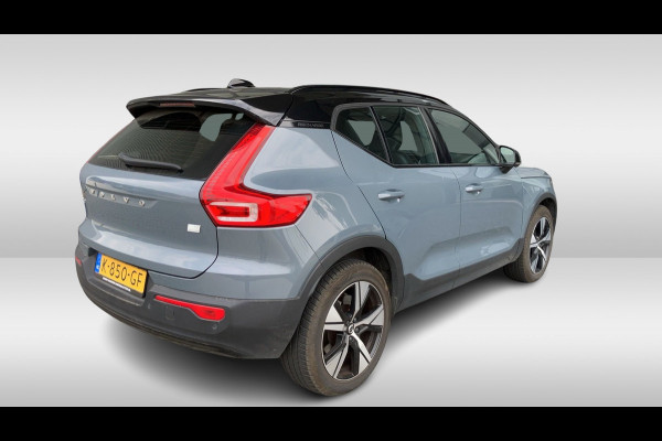 Volvo XC40 Recharge P8 AWD R-Design / Trekhaak / Panoramadak / Camera / Keyless / Harman Kardon / 19'' / Half leder / Stuur+Stoelverwarming / DAB / Dodehoek / ACC