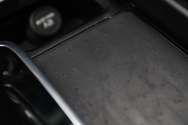 Volvo XC60 2.0 B5 / PANO / ACC / CAMERA / KEYLESS / STUUR+STOELVERW