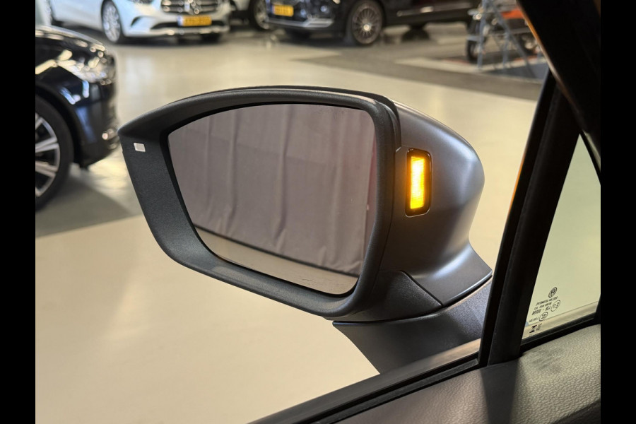 Seat Tarraco 1.4 TSI e-Hybrid PHEV FR Business Intense 20"/Panoramadak/Trekhaak/Camera/Keyless/Dodehoek/Elektrische klep/Stuur + stoelverwarming v+a