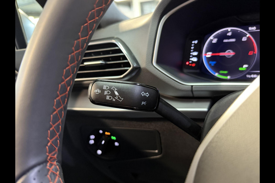 Seat Tarraco 1.4 TSI e-Hybrid PHEV FR Business Intense 20"/Panoramadak/Trekhaak/Camera/Keyless/Dodehoek/Elektrische klep/Stuur + stoelverwarming v+a