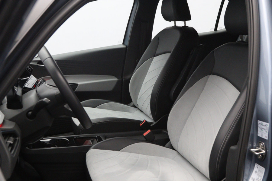 Volkswagen ID.3 Pro 204 PK S 77 kWh, Adap. Cruise Control, Warmtepomp, Stoelverwarming