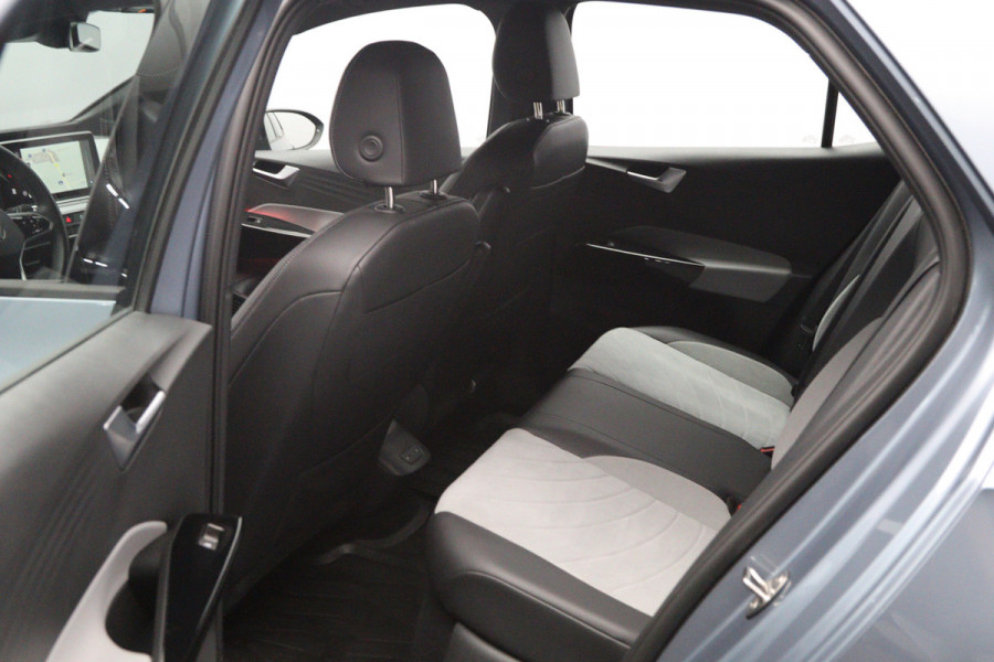 Volkswagen ID.3 Pro 204 PK S 77 kWh, Adap. Cruise Control, Warmtepomp, Stoelverwarming