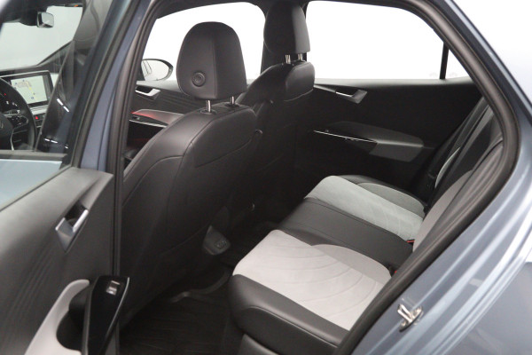 Volkswagen ID.3 Pro 204 PK S 77 kWh, Adap. Cruise Control, Warmtepomp, Stoelverwarming