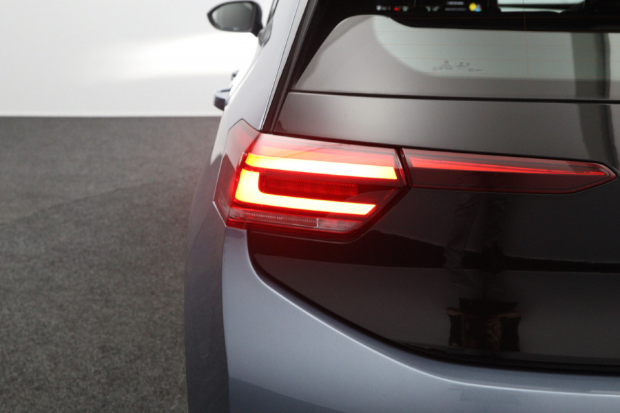 Volkswagen ID.3 Pro 204 PK S 77 kWh, Adap. Cruise Control, Warmtepomp, Stoelverwarming