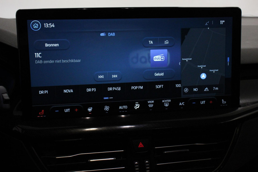 Ford Focus 1.0 ST Line X 125 Pk Automaat Panoramadak Navigatie Camera Lane/Side Assist Adaptive Cruise Control Apple Carplay/Android Auto Stoelverwarming Automaat Extra Getint Glas