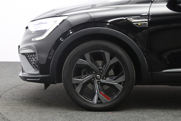 Renault Arkana 1.6 E-Tech hybrid 145 PK R.S. Line E-Tech engineered, Schuif-Kanteldak, leder, Adap. Cruise Control, Camera