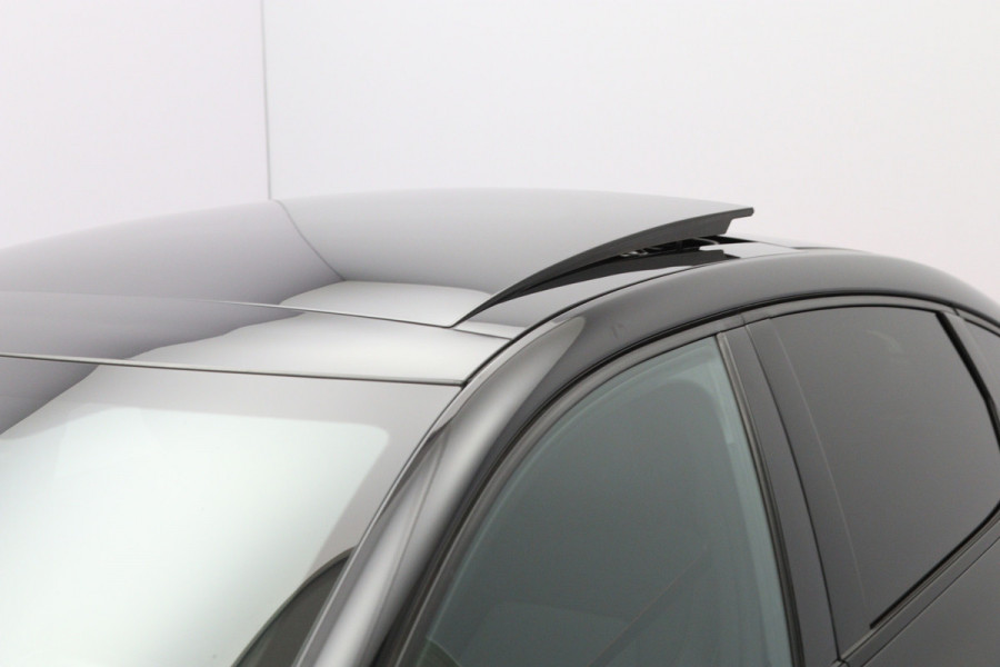 Renault Arkana 1.6 E-Tech hybrid 145 PK R.S. Line E-Tech engineered, Schuif-Kanteldak, leder, Adap. Cruise Control, Camera