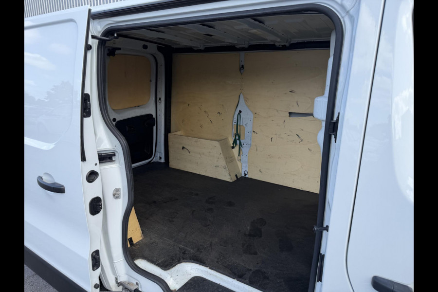 Renault Trafic 1.6 dCi T27 L1H1*NAVI*CAM*CRUISE*A/C*KEYLESS*3PERS