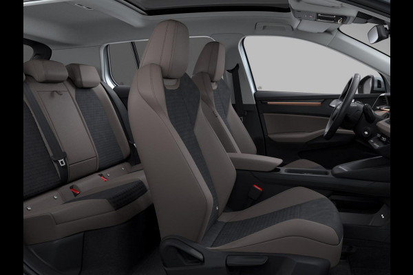 Škoda Epiq Business Launch Edition 56 kWh 211 pk | Suite Interieur | Light & View Pakket | Panorama Dak | Trekhaak |  19" lichtmetalen velgen Lark, zwart