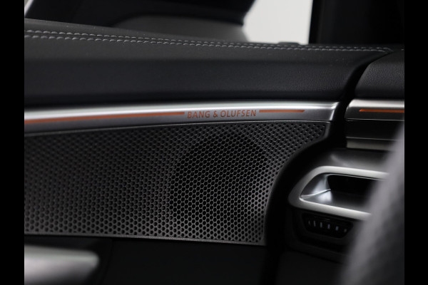 Audi A5 Limousine 2.0 e-hybrid quattro S edition 299pk | MMI experience pro |  Elektrisch instelbare voorstoelen |  Bang & Olufsen Premium Sound | Lederen bekleding