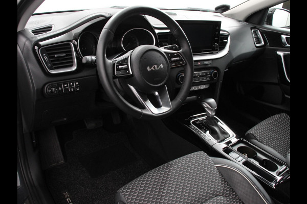 Kia Xceed 1.6 GDi PHEV Automaat DynamicLine DEMO ! Navigatie Apple Carplay/Android Auto  Adaptive Cruise Control  Parkeersensoren  Camera  Stoel-en stuurwielverwarming  Virtual Cockpit  Full LED