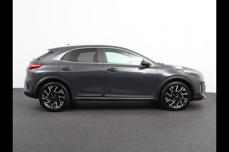 Kia Xceed 1.6 GDi PHEV Automaat DynamicLine DEMO ! Navigatie Apple Carplay/Android Auto  Adaptive Cruise Control  Parkeersensoren  Camera  Stoel-en stuurwielverwarming  Virtual Cockpit  Full LED