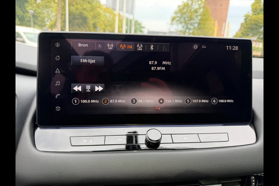 Nissan QASHQAI 1.5 e-Power N-Connecta Pano / 360 camera / Navi