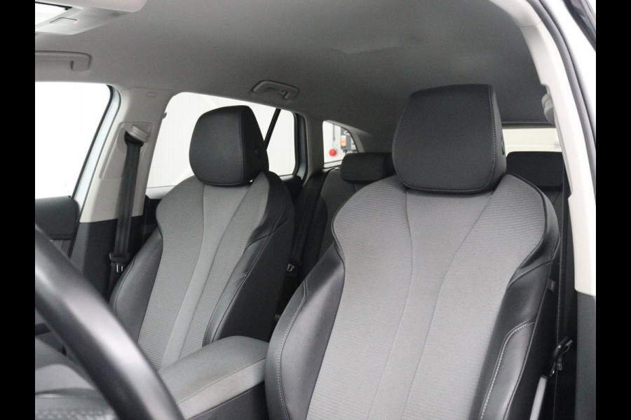Škoda Enyaq iV 60 | SOH 90,8% | Half leder | Cruise control | Carplay | Sfeerverlichting | Camera | Park assist | Climate control | Elektrische achterklep | Trekhaak