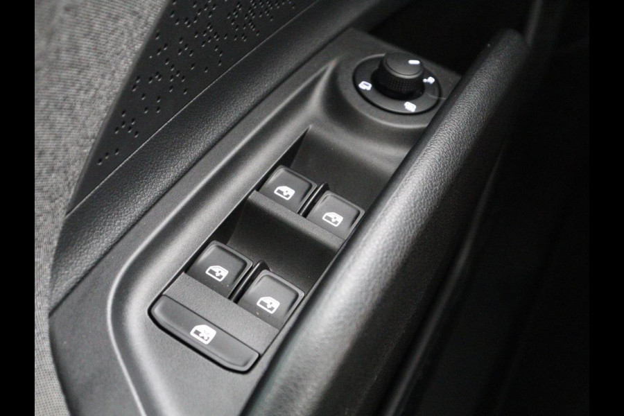 Škoda Enyaq iV 60 | SOH 90,8% | Half leder | Cruise control | Carplay | Sfeerverlichting | Camera | Park assist | Climate control | Elektrische achterklep | Trekhaak