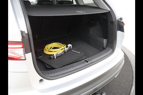 Škoda Enyaq iV 60 | SOH 90,8% | Half leder | Cruise control | Carplay | Sfeerverlichting | Camera | Park assist | Climate control | Elektrische achterklep | Trekhaak