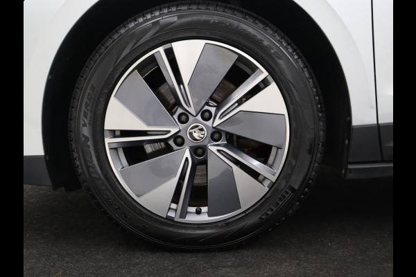 Škoda Enyaq iV 60 | SOH 90,8% | Half leder | Cruise control | Carplay | Sfeerverlichting | Camera | Park assist | Climate control | Elektrische achterklep | Trekhaak