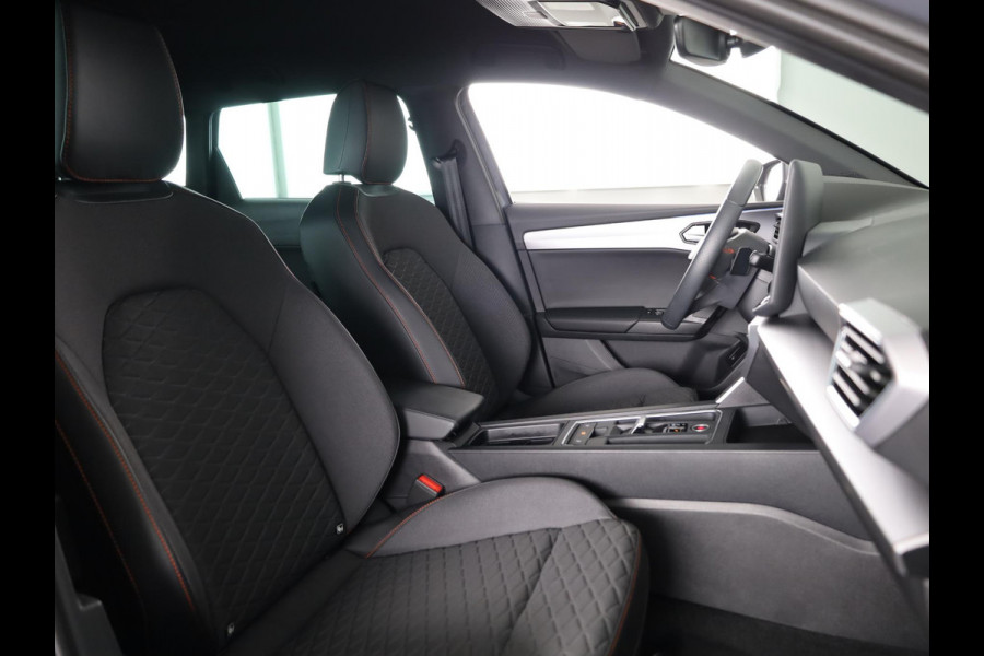Seat Leon Sportstourer FR Business 1.5 TSI eHybrid 204pk | 18 inch lichtmetalen velgen